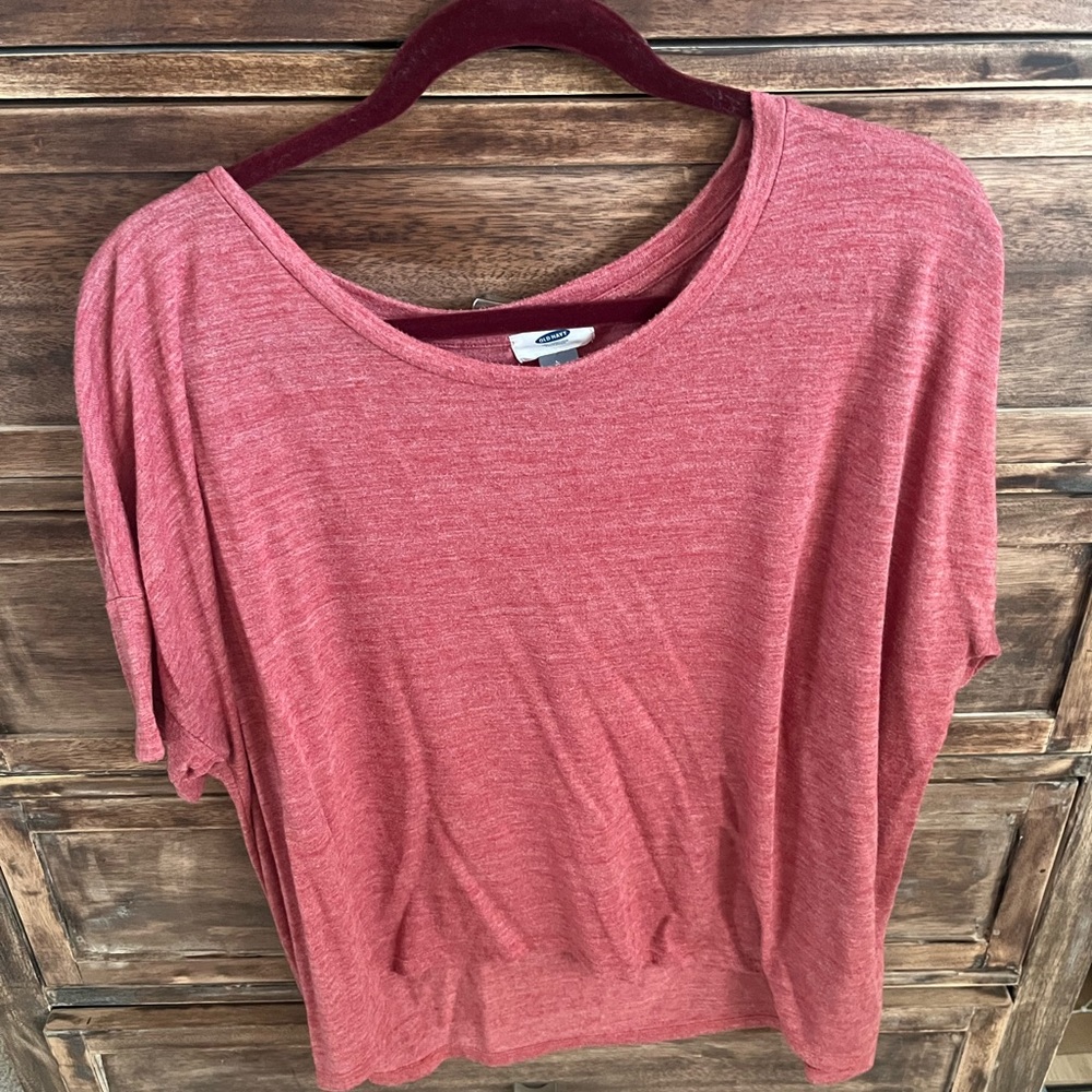 Pink/reddish blouse